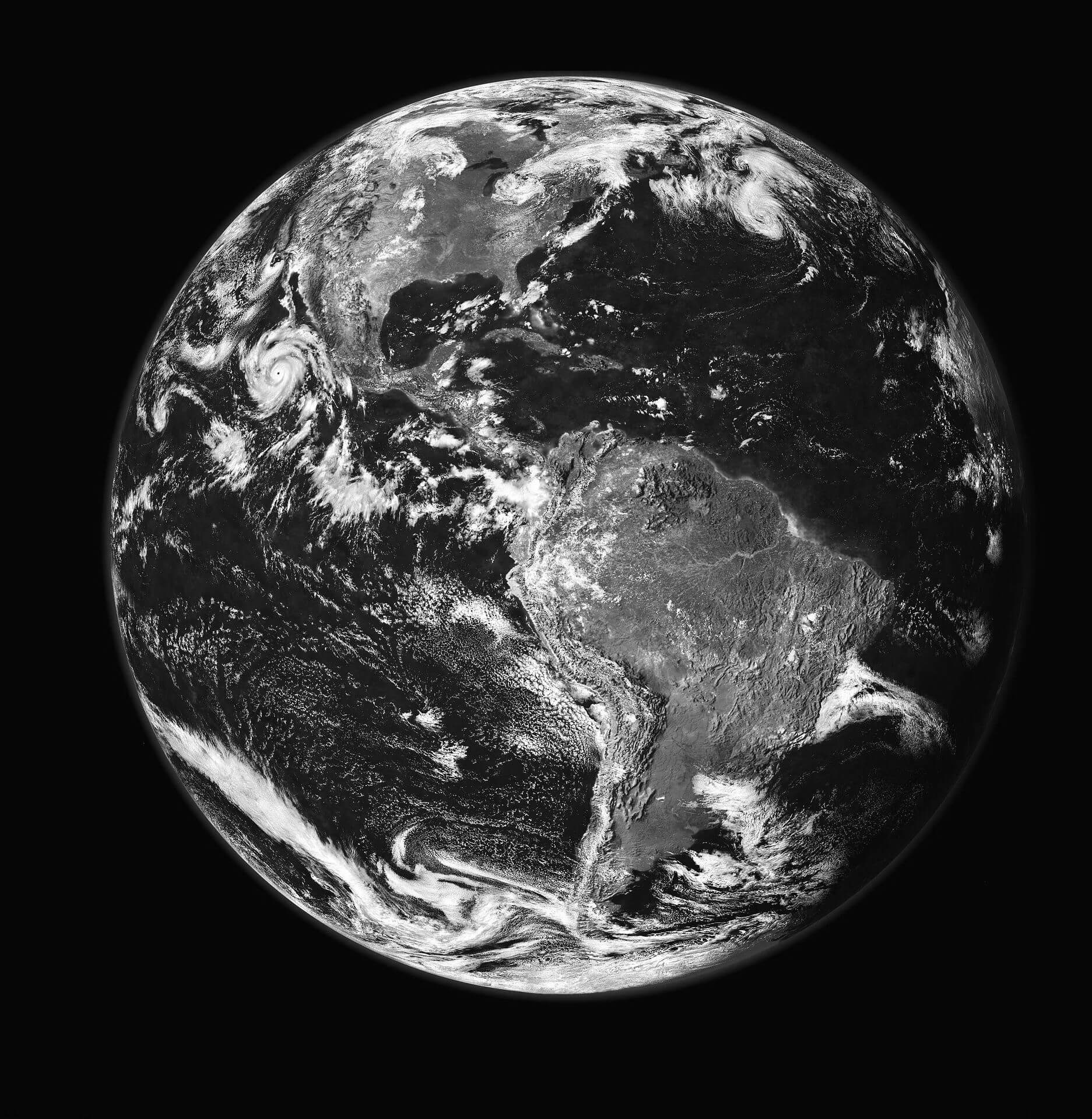 Greenpeace_Planet_Earth_first_bw